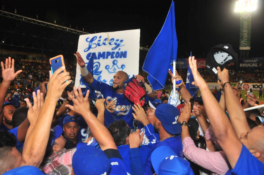 Tigres Del Licey Campeones Nacionales 2016 2017