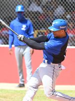 Mejía, Hernández jonronean en revés del Licey